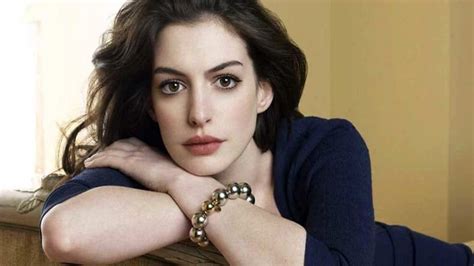 anne hathaway leaked